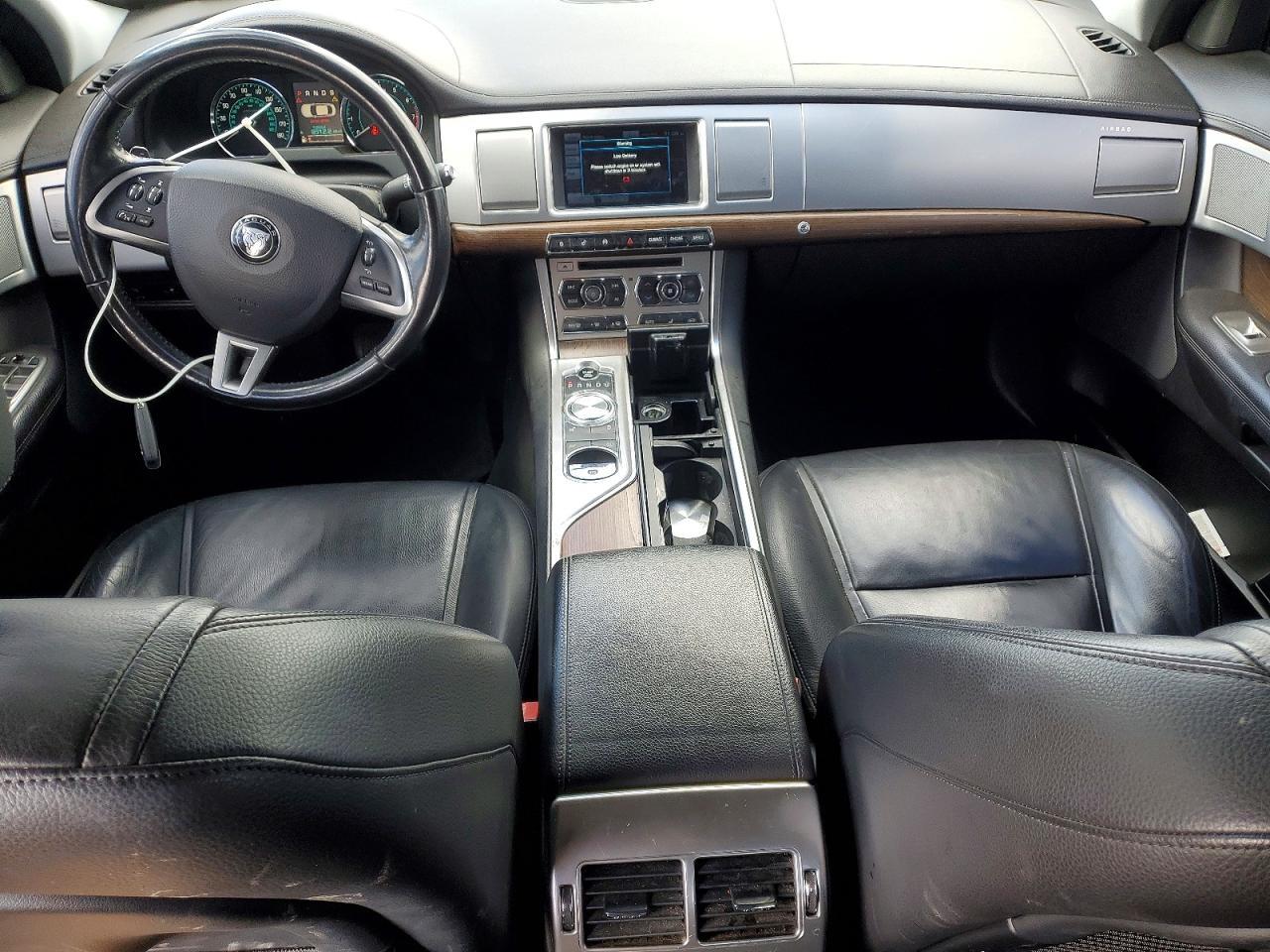 2014 JAGUAR XF