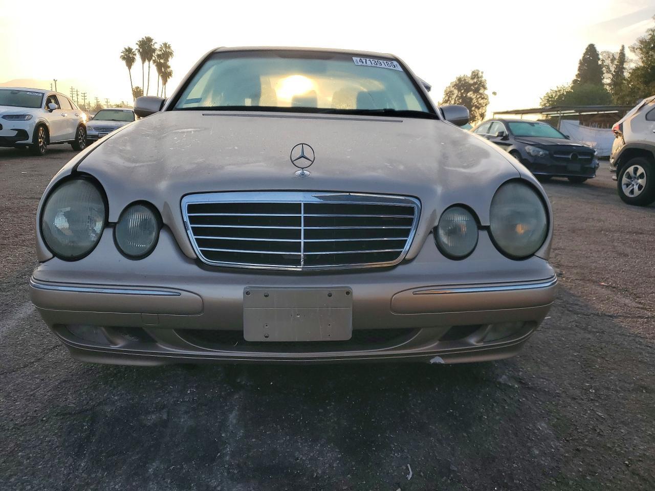 2001 MERCEDES-BENZ E-Class