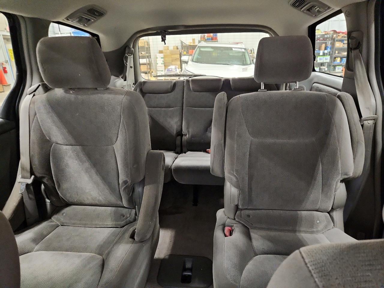 2005 TOYOTA SIENNA