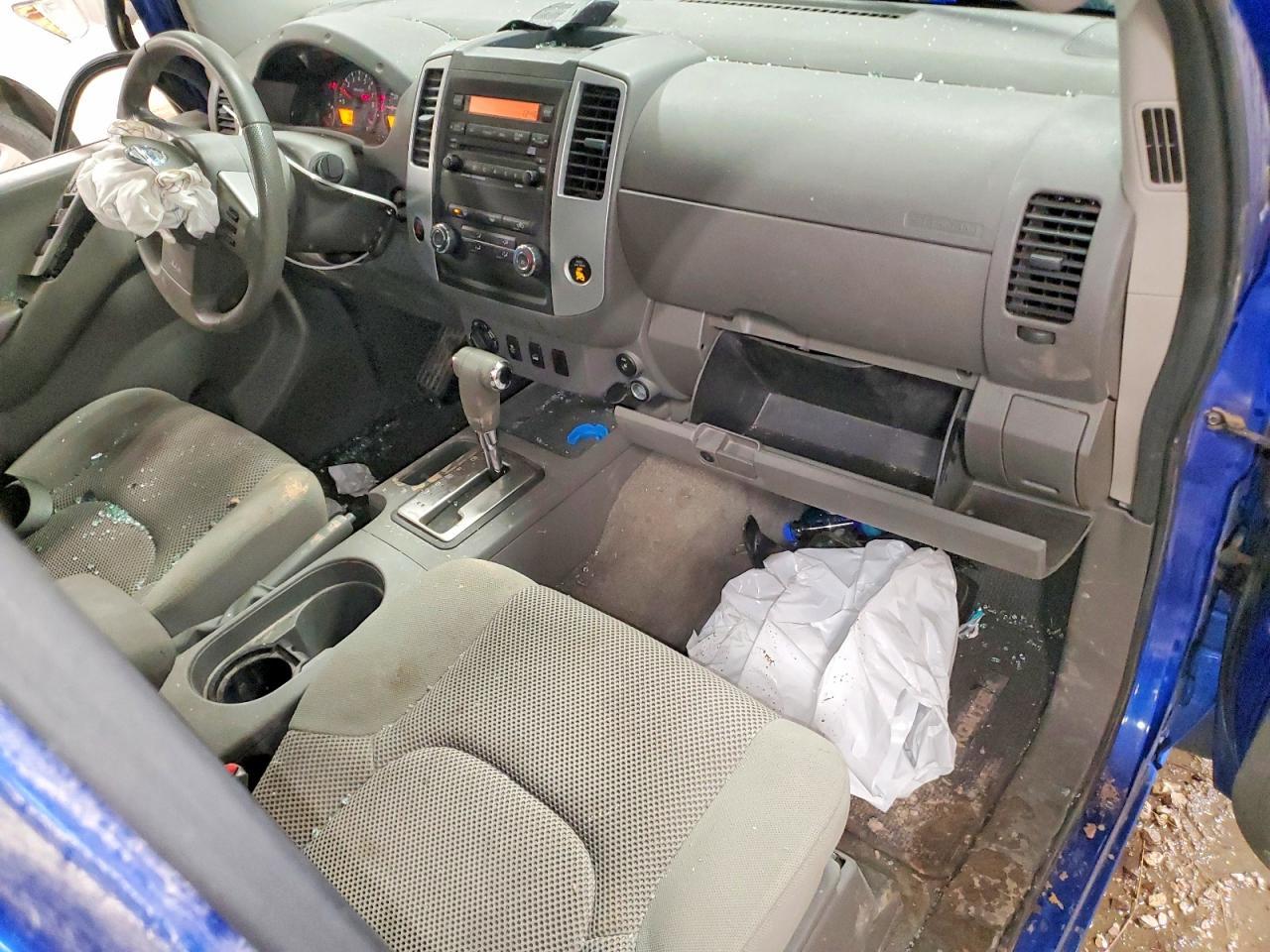 2012 NISSAN Frontier