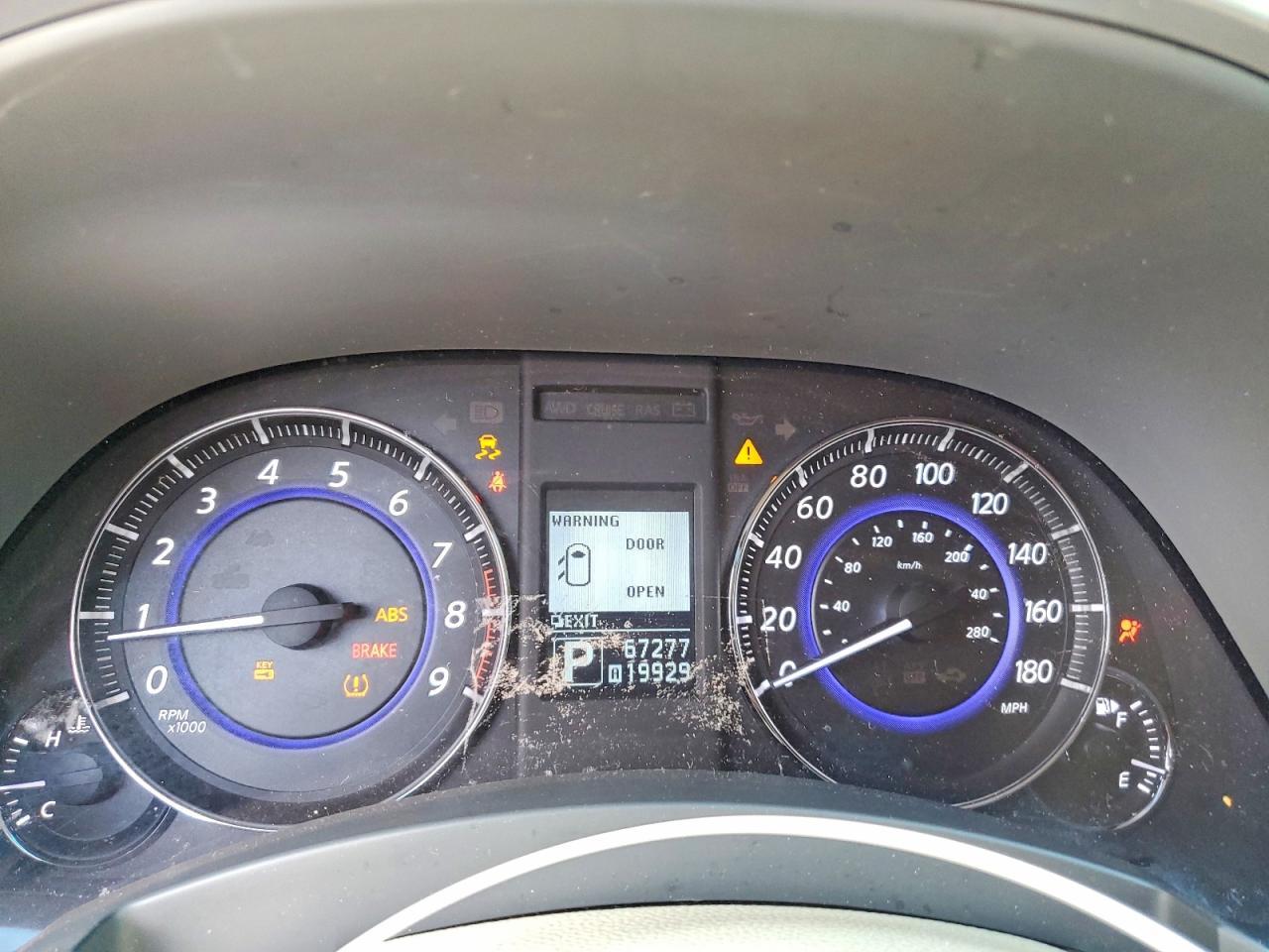 2014 INFINITI QX70
