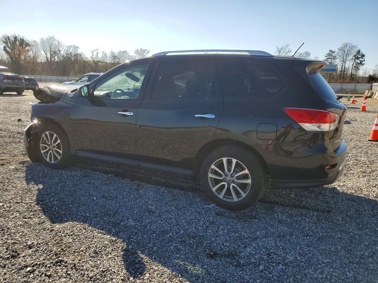 2016 NISSAN PATHFINDER
