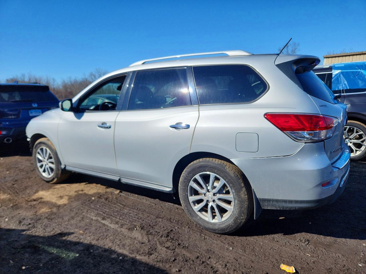 2016 NISSAN PATHFINDER