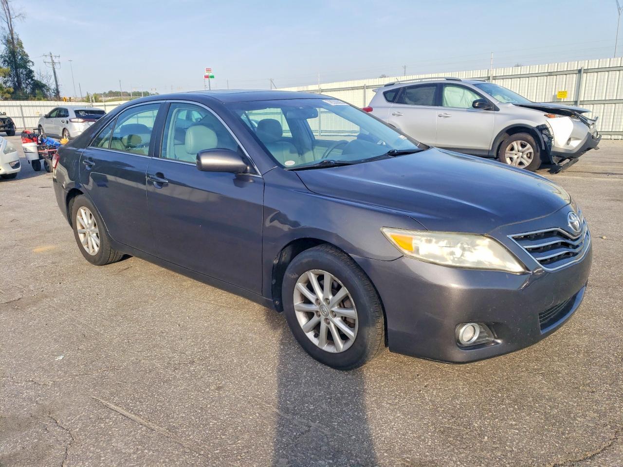 2011 TOYOTA CAMRY