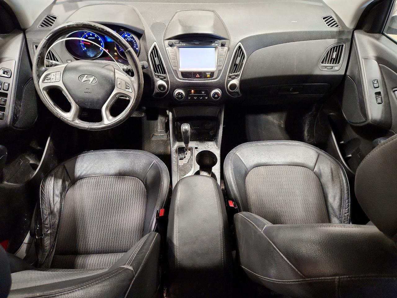 2011 HYUNDAI TUCSON