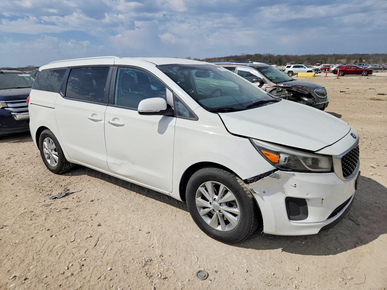 2016 KIA SEDONA
