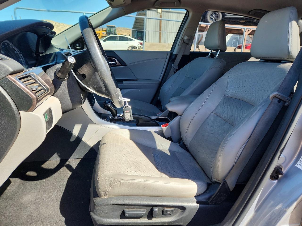 2017 HONDA ACCORD