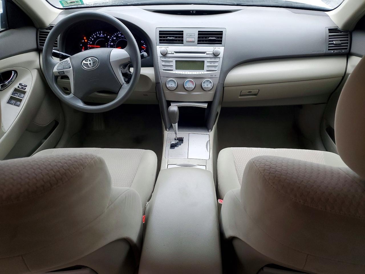 2011 TOYOTA CAMRY