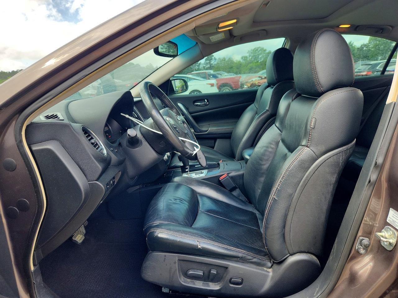 2014 NISSAN Maxima