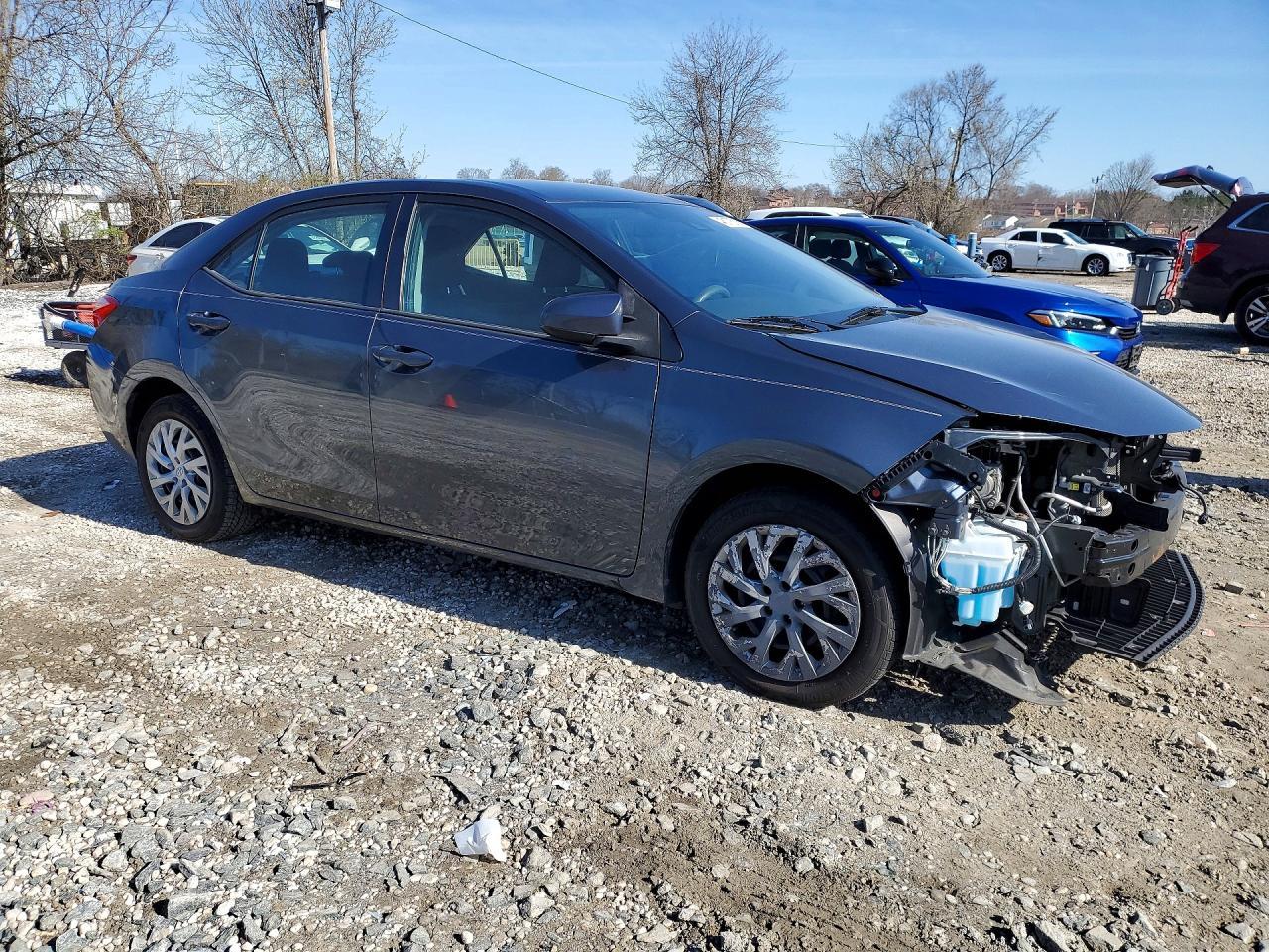 2017 TOYOTA COROLLA