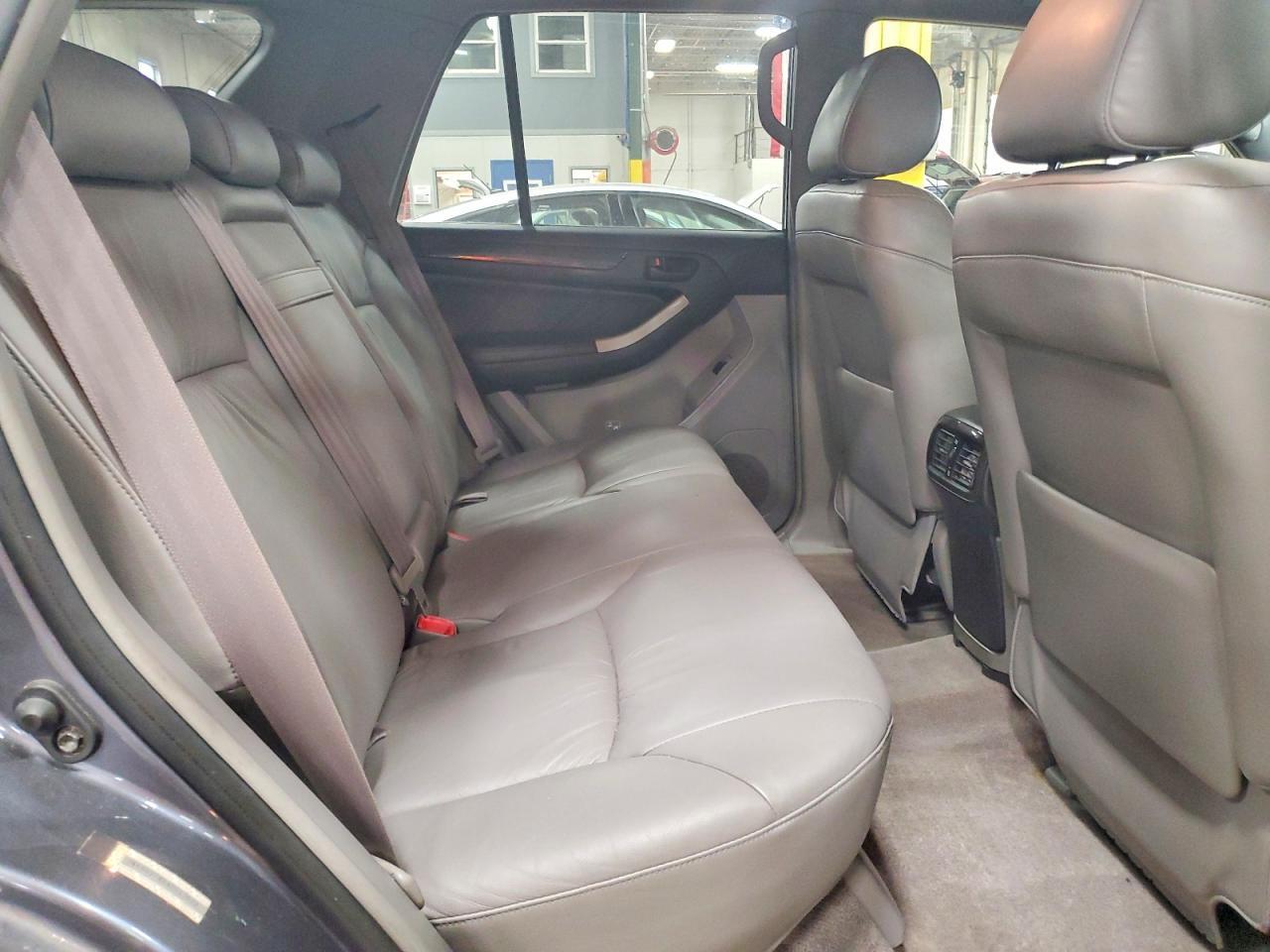 2004 TOYOTA 4Runner