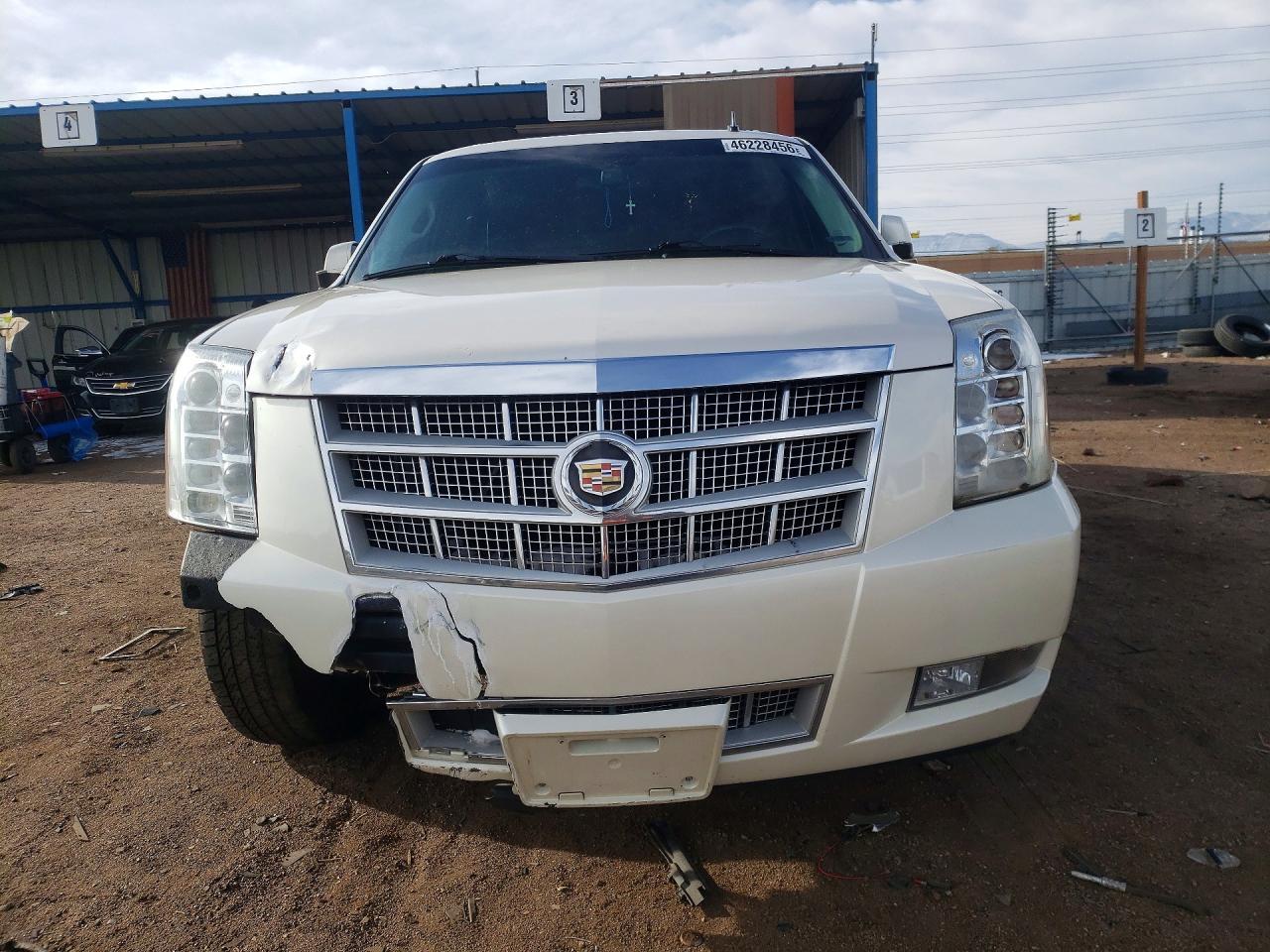 2012 CADILLAC Escalade ESV