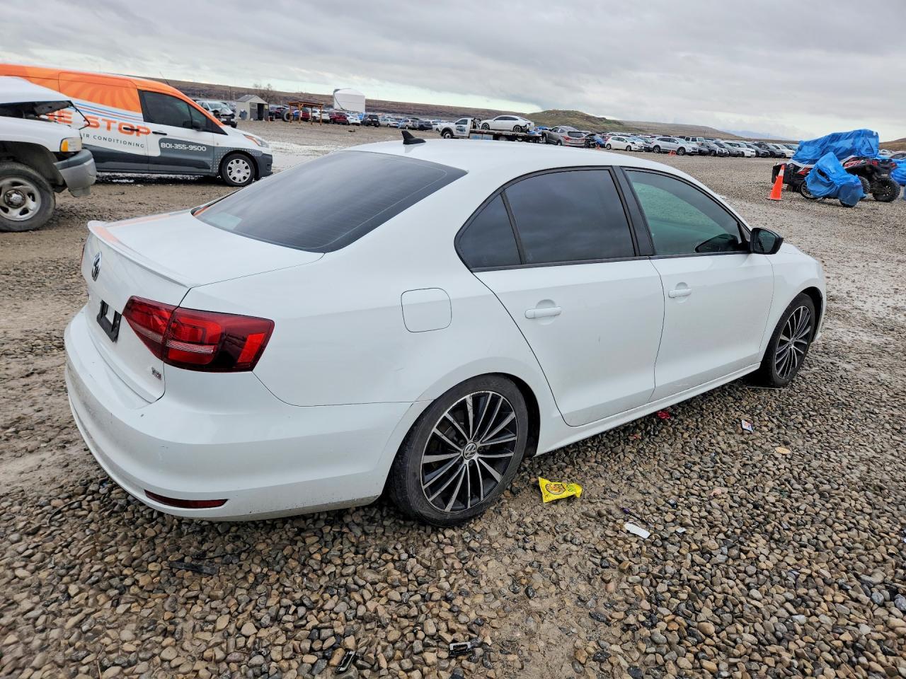 2016 VOLKSWAGEN JETTA