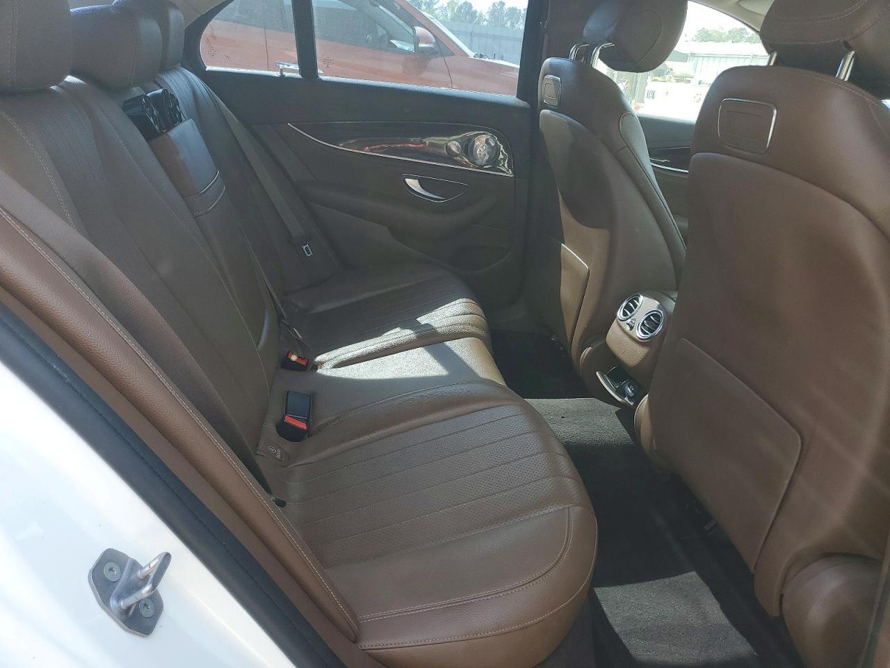 2018 MERCEDES-BENZ E-Class
