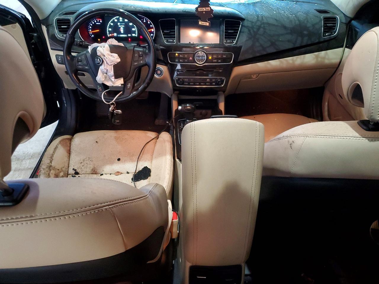 2014 KIA Cadenza