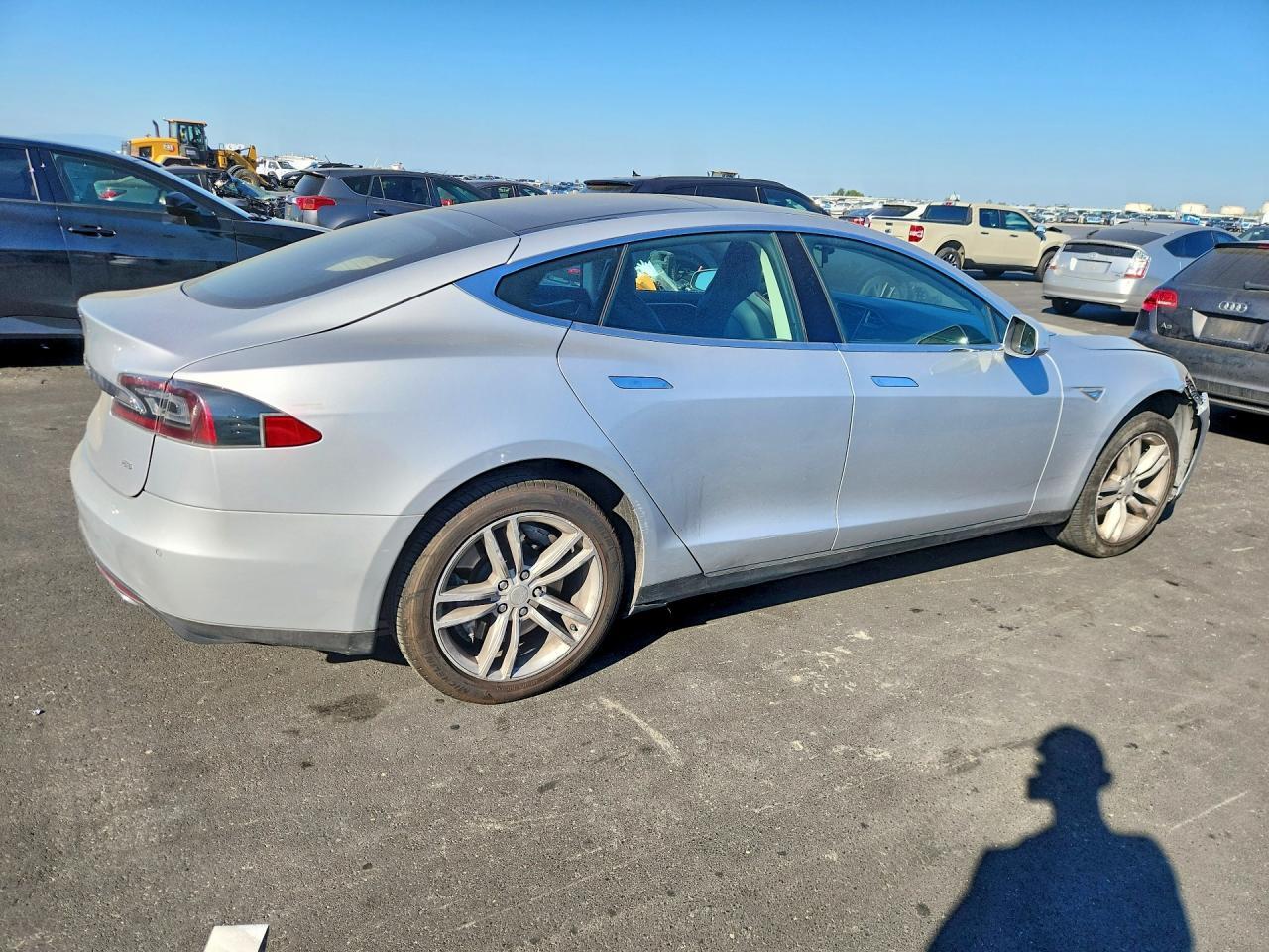 2013 TESLA MODEL S