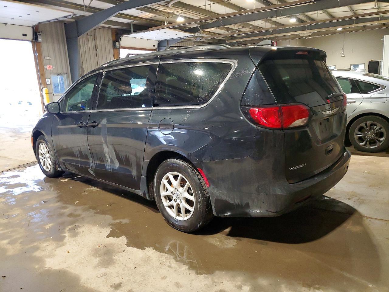 2021 CHRYSLER Voyager