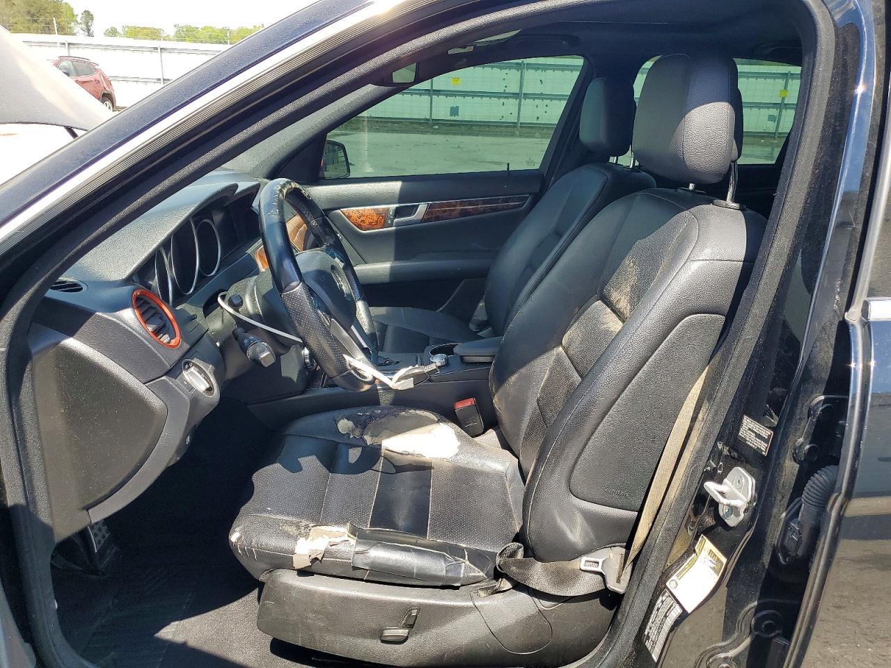 2012 MERCEDES-BENZ C-CLASS