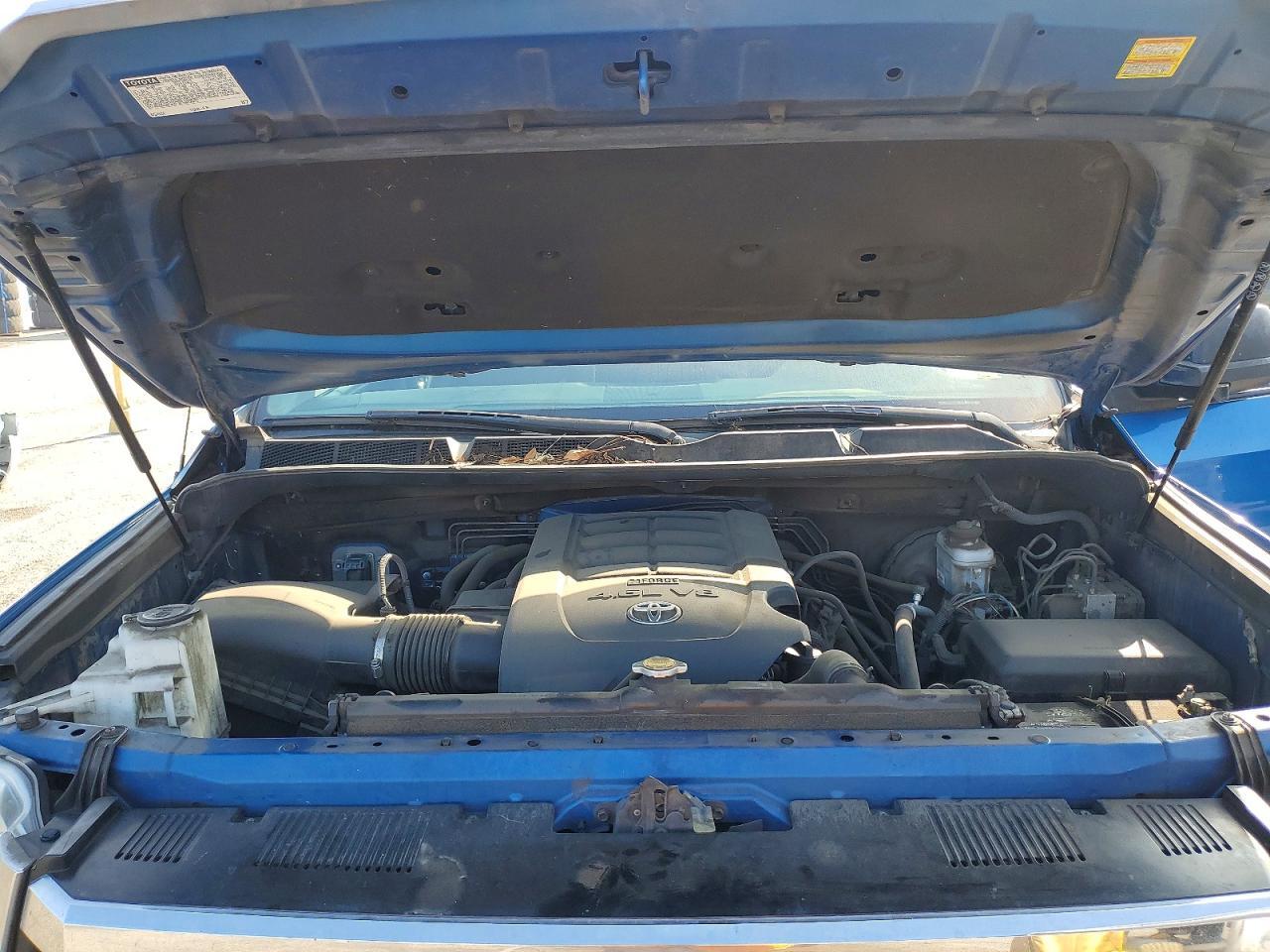 2017 TOYOTA TUNDRA