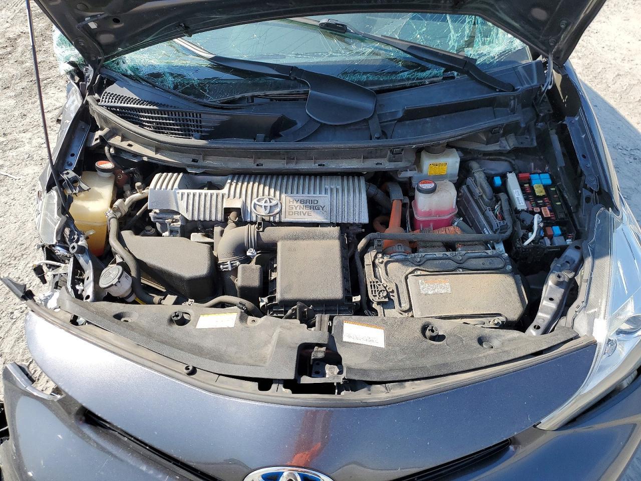 2015 TOYOTA PRIUS V