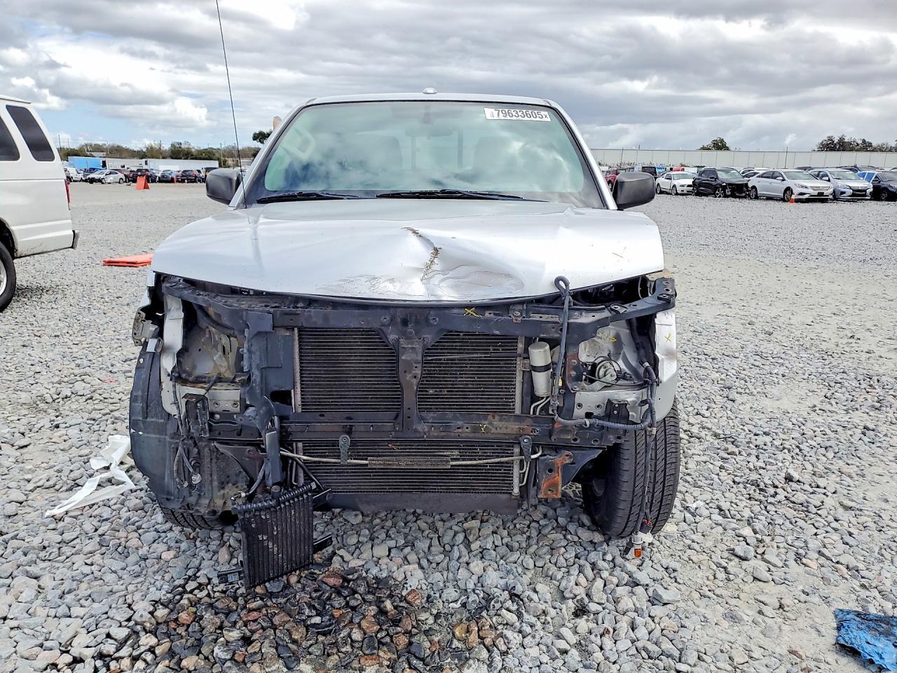 2017 NISSAN Frontier