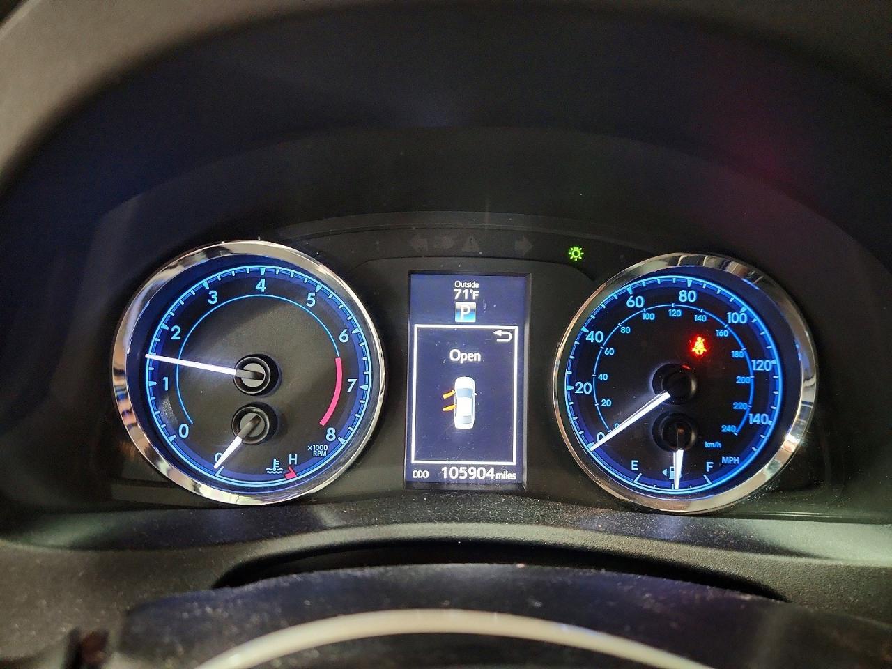2017 TOYOTA COROLLA