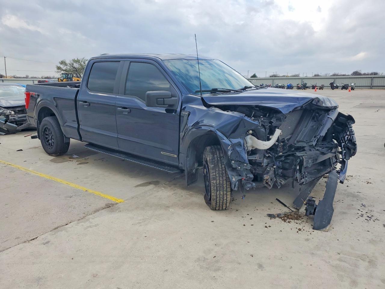 2023 FORD F-150 Lightning