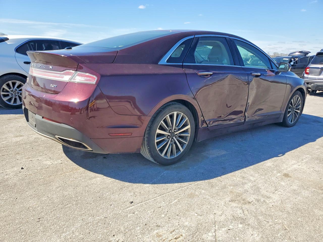 2017 LINCOLN MKZ