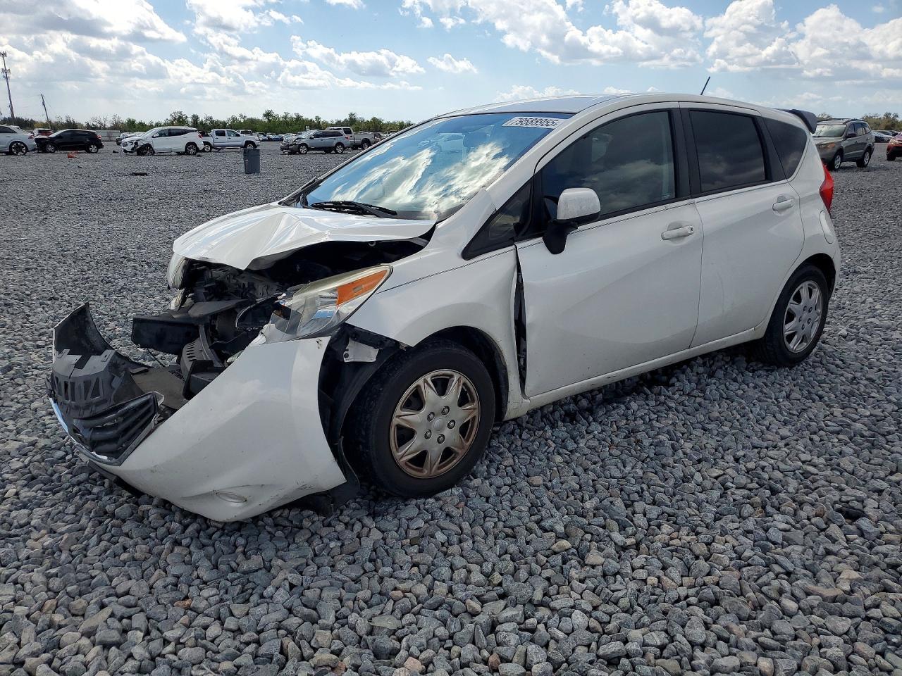 2014 NISSAN Versa Note