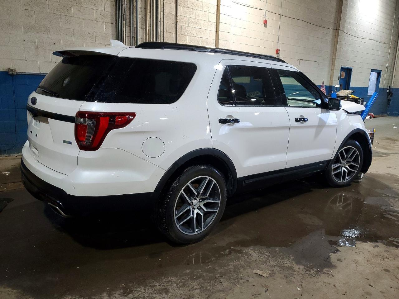2017 FORD Explorer Sport Trac