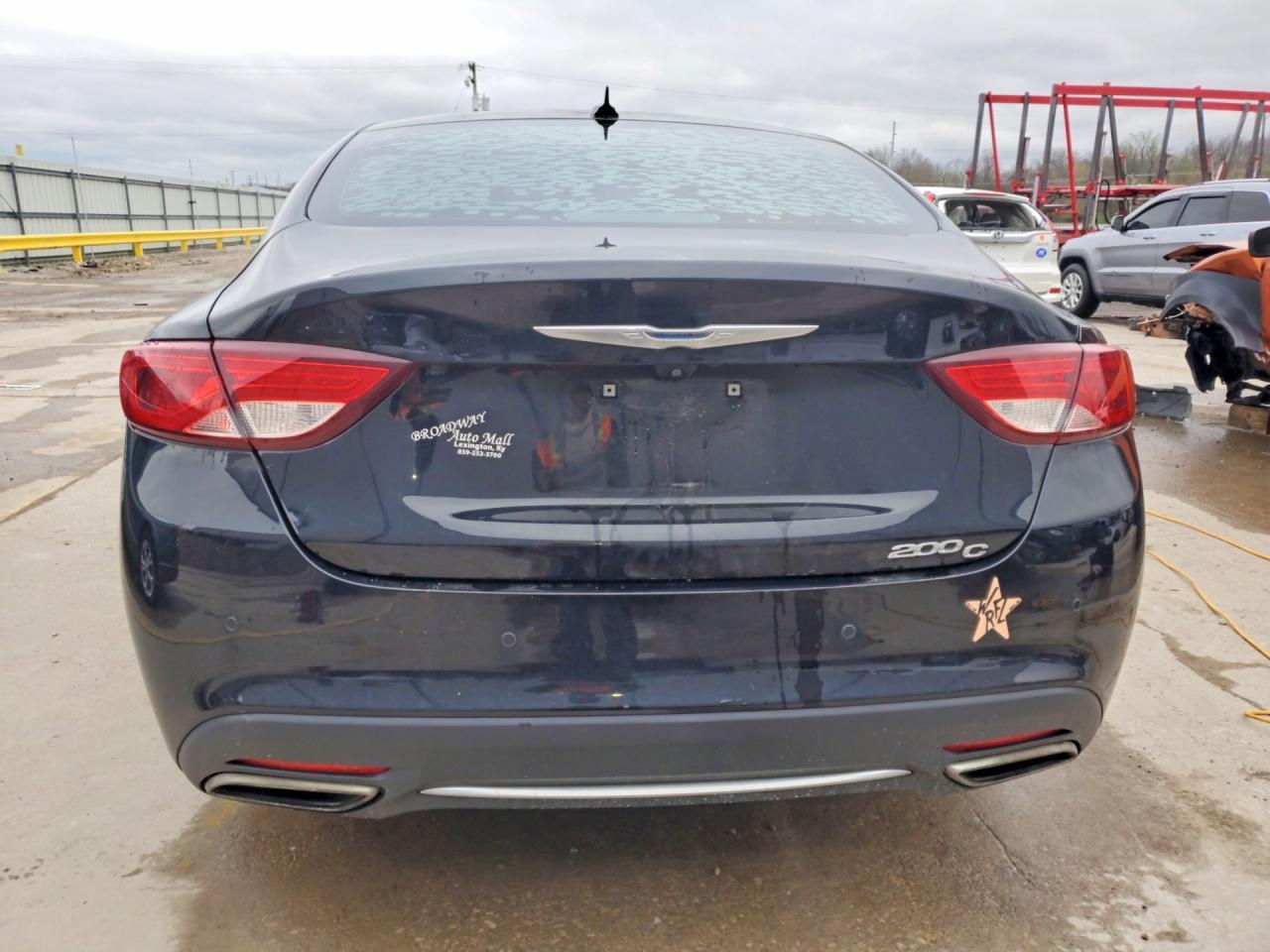 2015 CHRYSLER 200