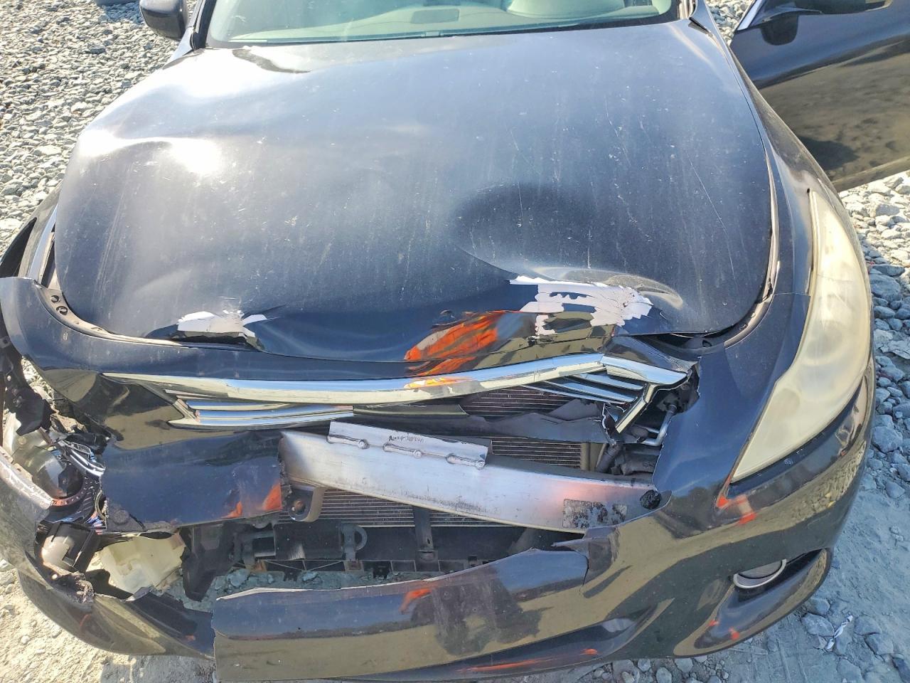 2013 INFINITI G37