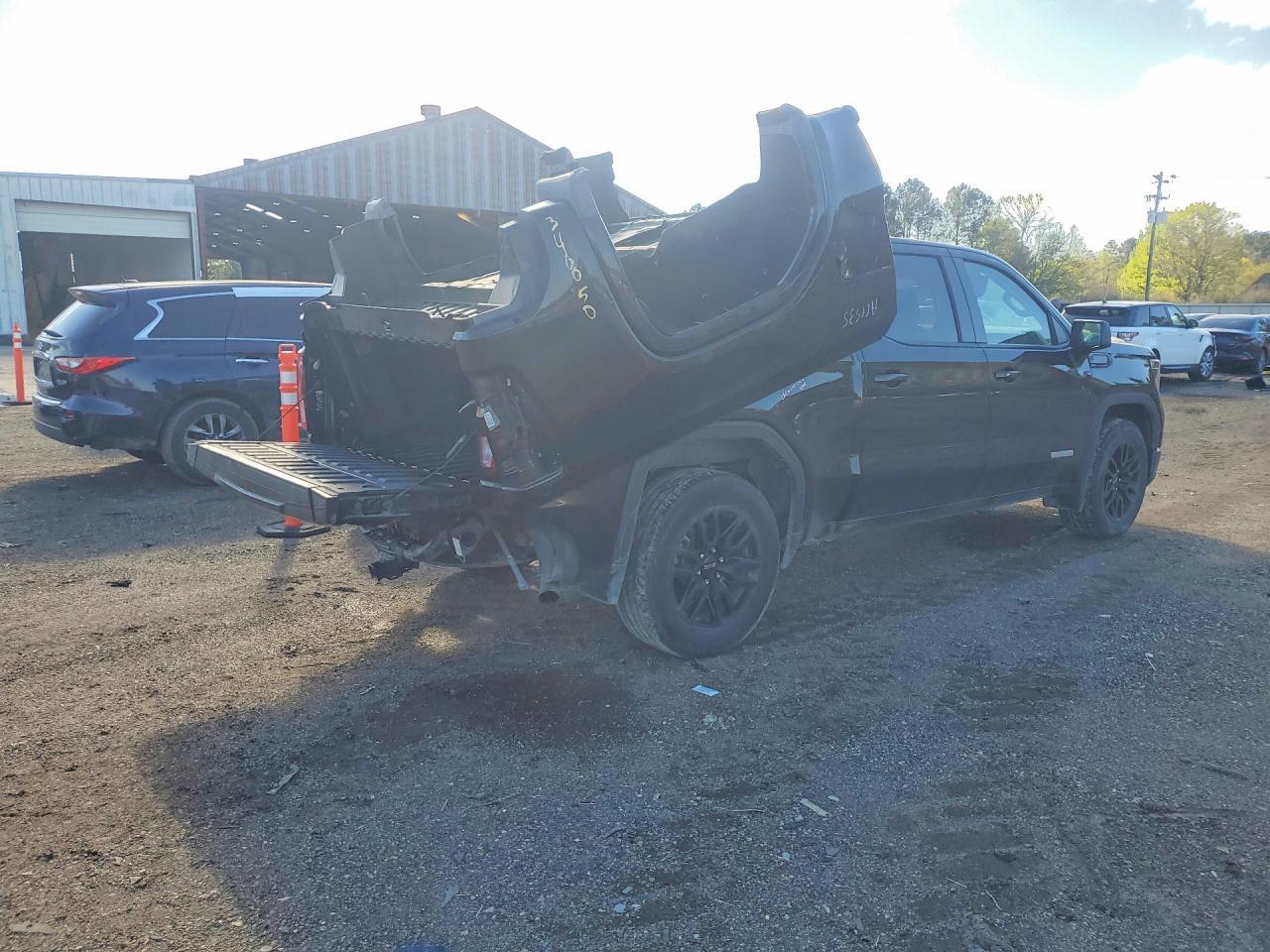 2024 GMC Sierra