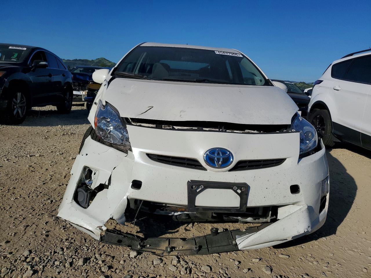 2011 TOYOTA PRIUS