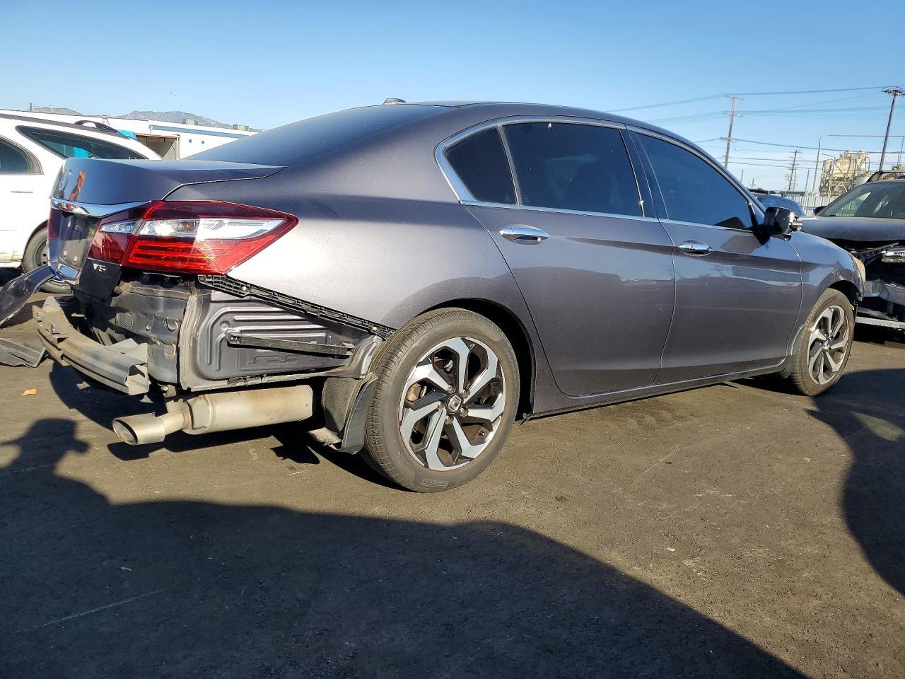 2016 HONDA ACCORD
