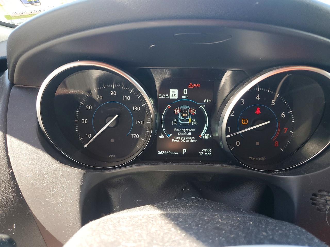 2019 JAGUAR F-Pace