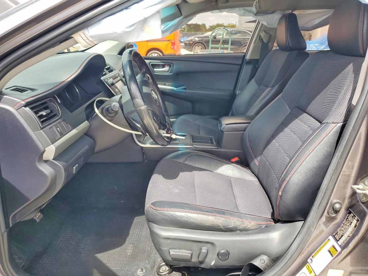 2017 TOYOTA CAMRY