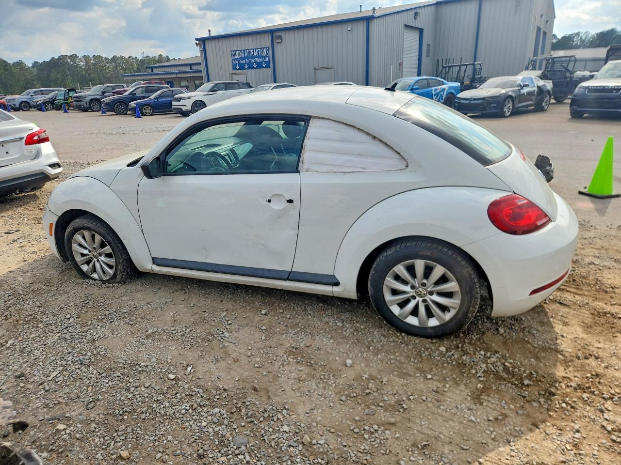 2017 VOLKSWAGEN Beetle