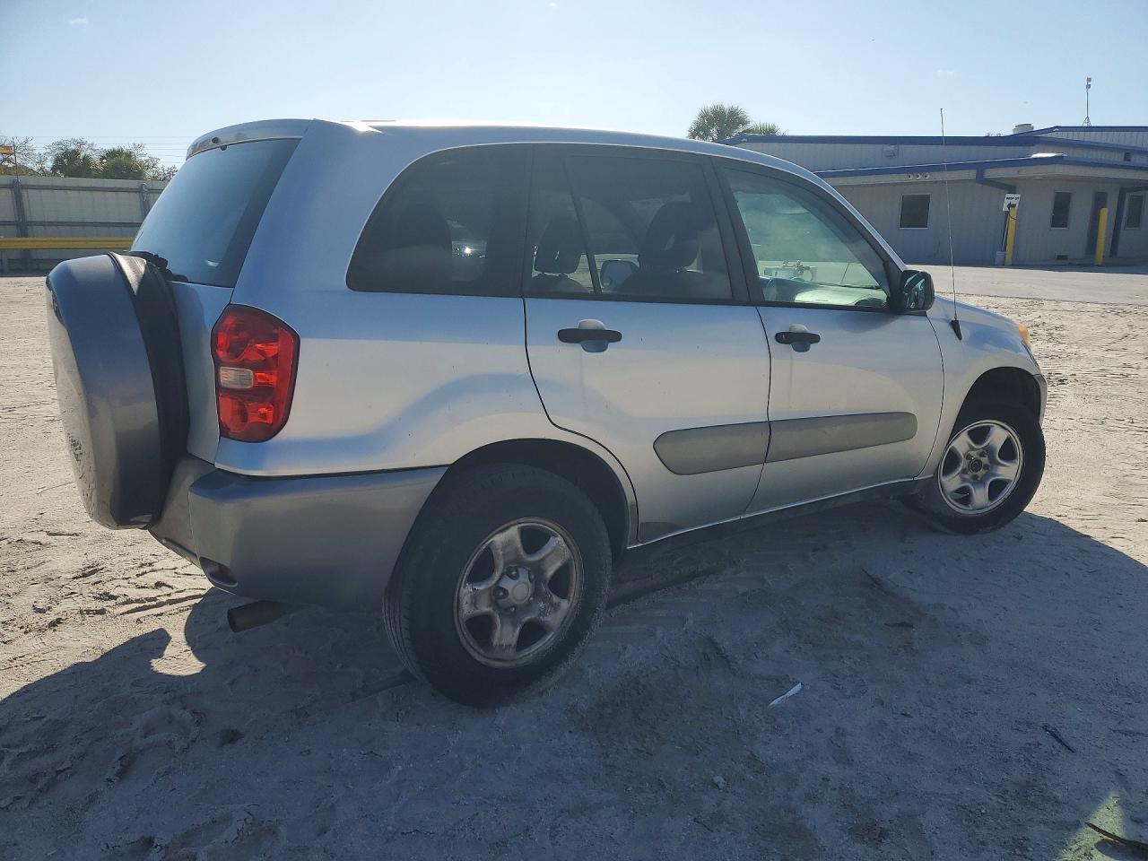 2005 TOYOTA RAV4