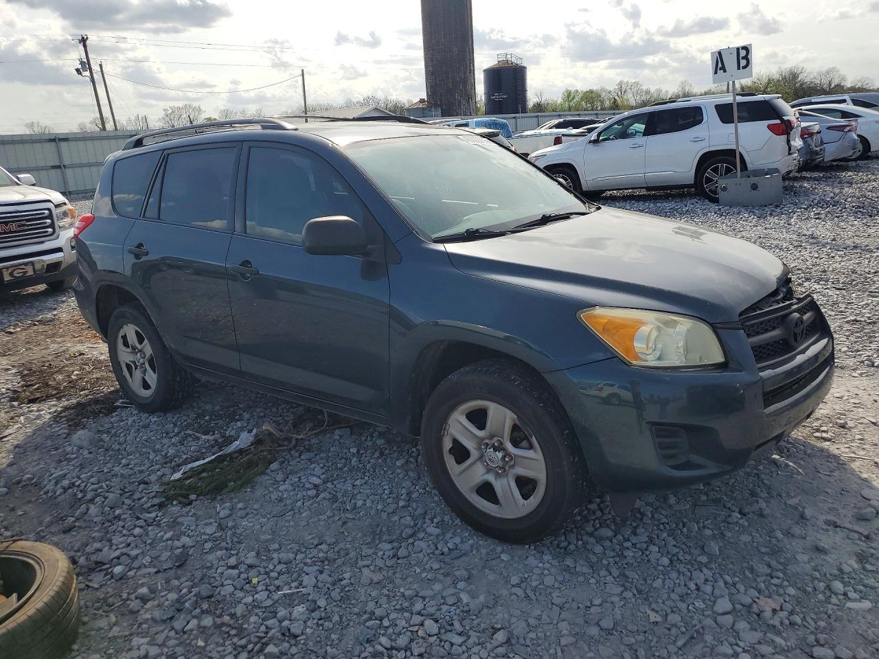 2011 TOYOTA RAV4