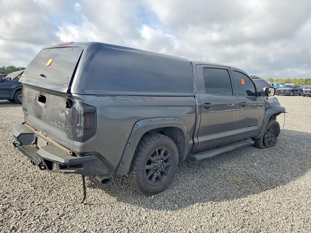 2016 TOYOTA TUNDRA