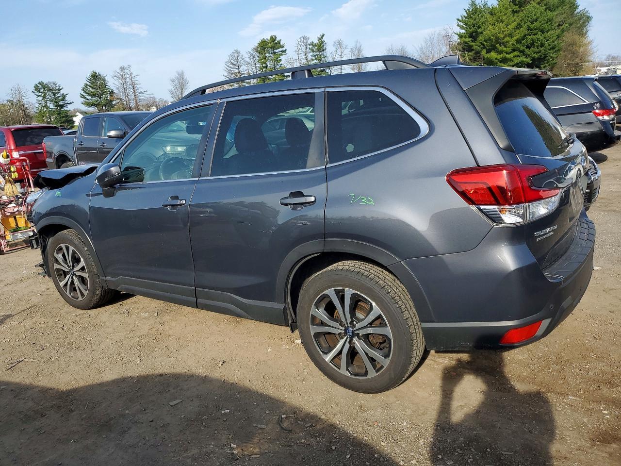 2021 SUBARU FORESTER