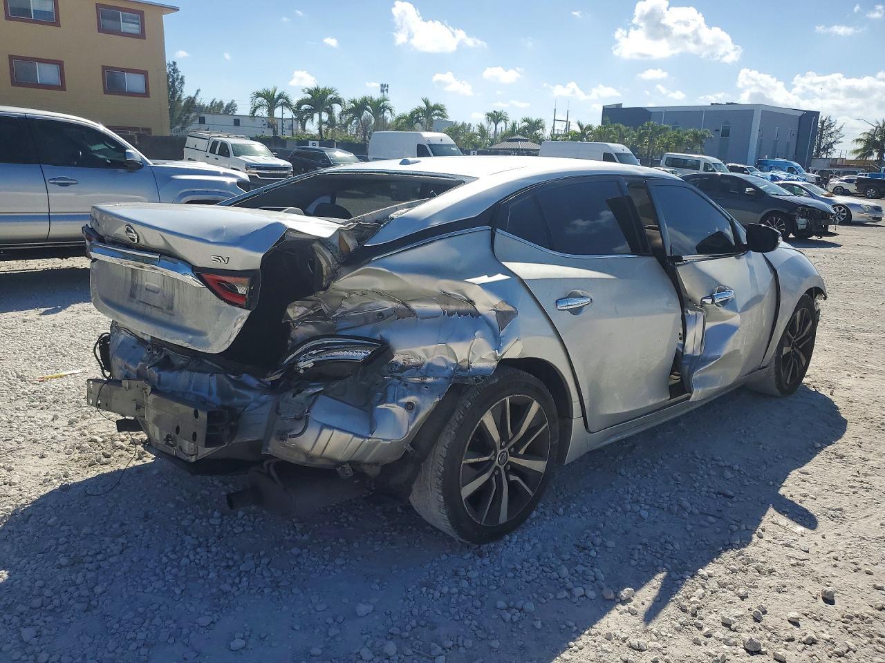 2019 NISSAN Maxima