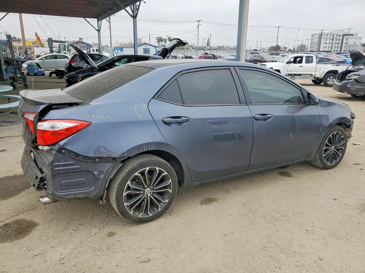 2016 TOYOTA COROLLA