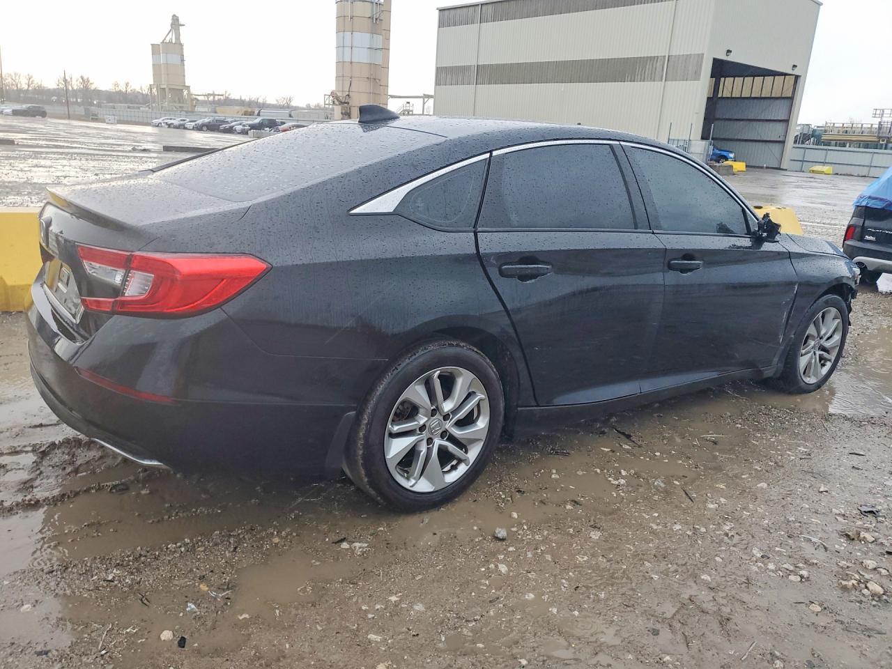 2019 HONDA ACCORD