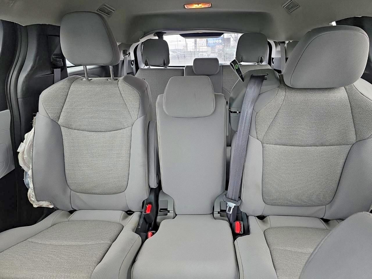 2025 TOYOTA SIENNA