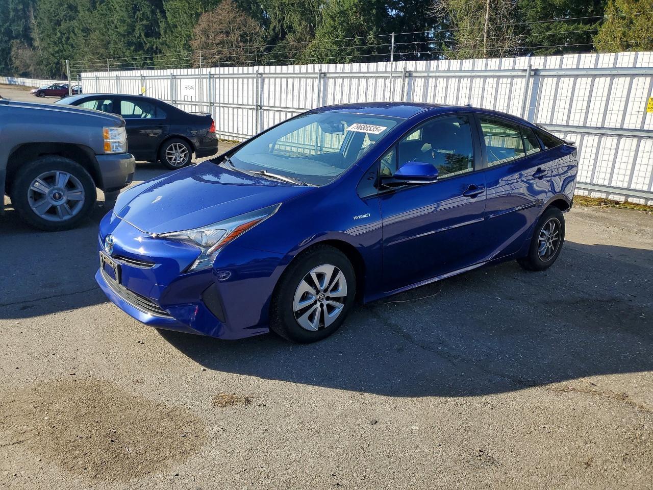 2016 TOYOTA PRIUS