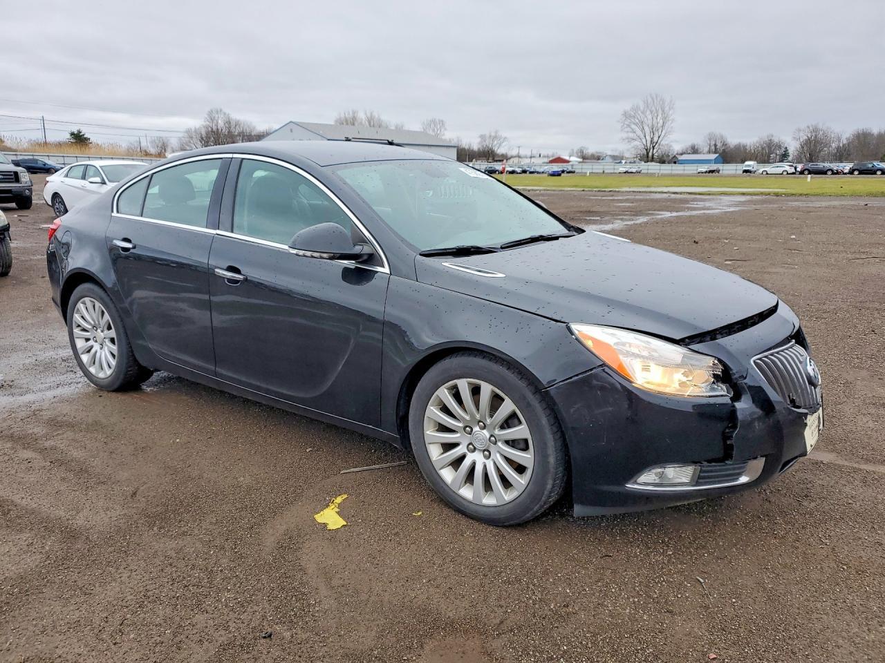 2013 BUICK Regal