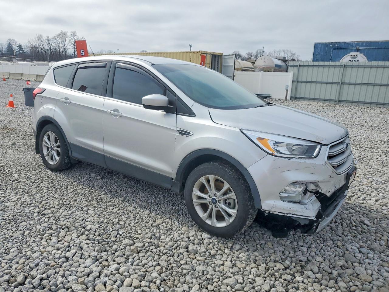 2019 FORD ESCAPE