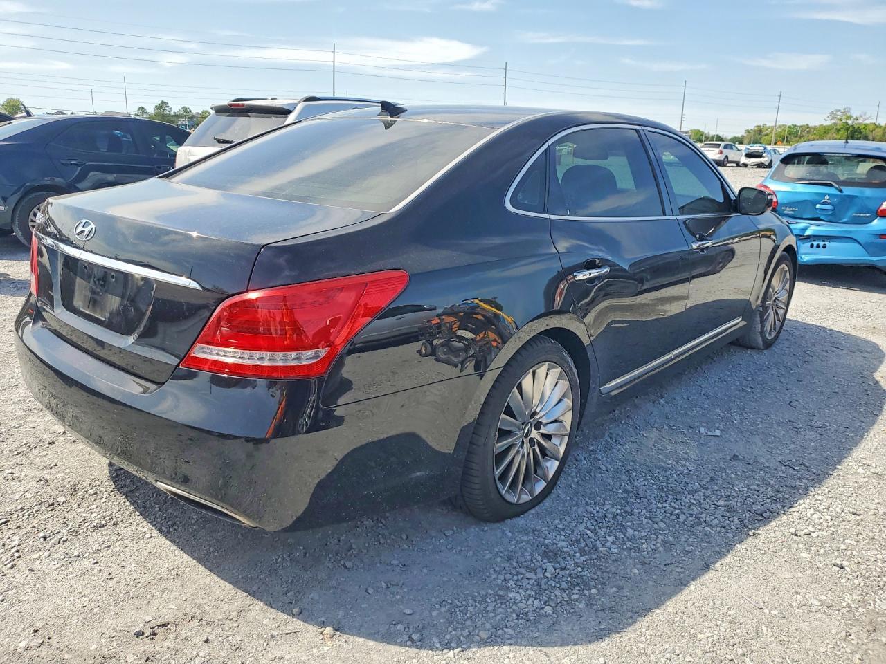 2014 HYUNDAI Equus